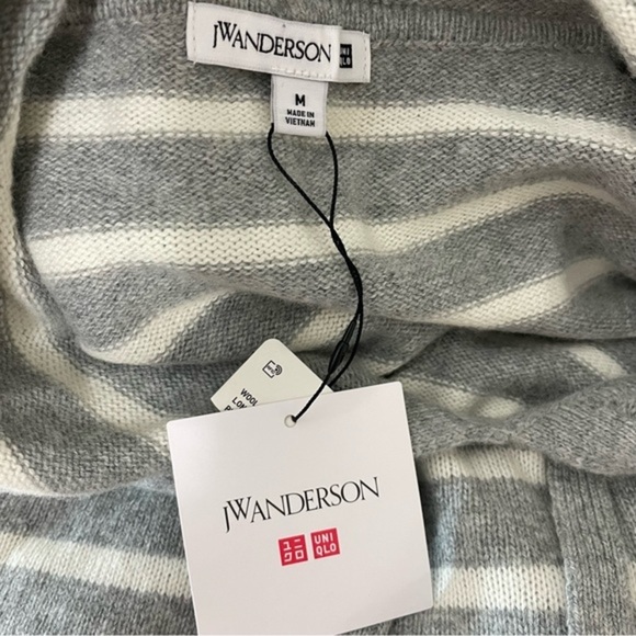 JW Anderson Uniqlo Sweater Pullover Hoodie Medium Wool Cream Gray Striped. - Picture 6 of 9